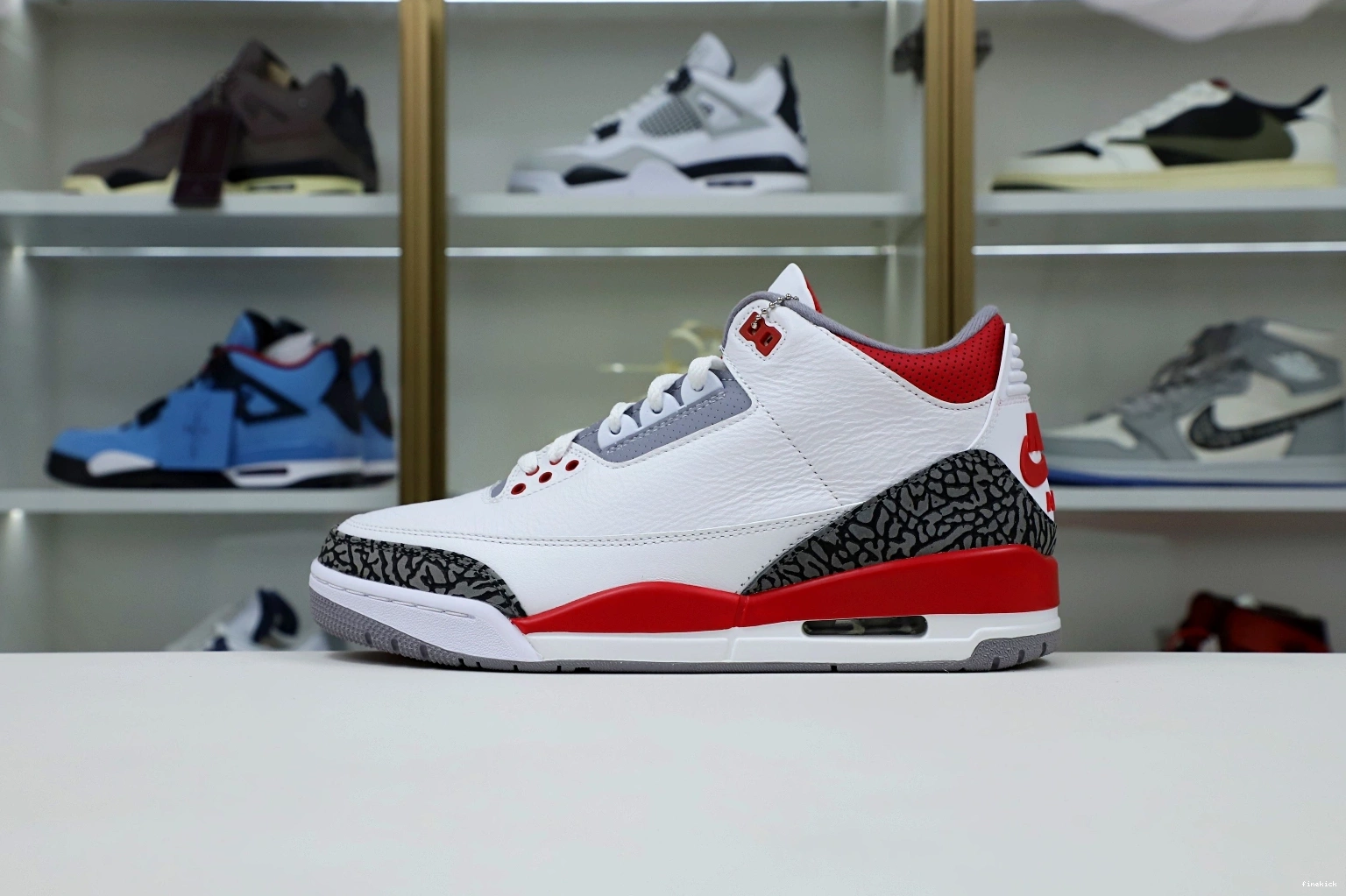 AIR JORDAN 3RETRO